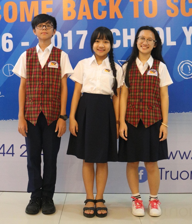 Đồng phục TIS – thoải mái và năng động 2