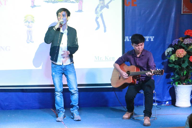 giao-luu-voi-nhom-nhac-acoustic-band