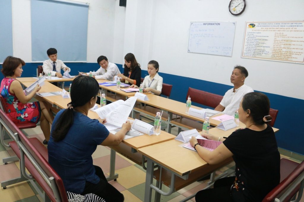 tis-chung-tay-gop-suc-xay-dap-tuong-lai-6