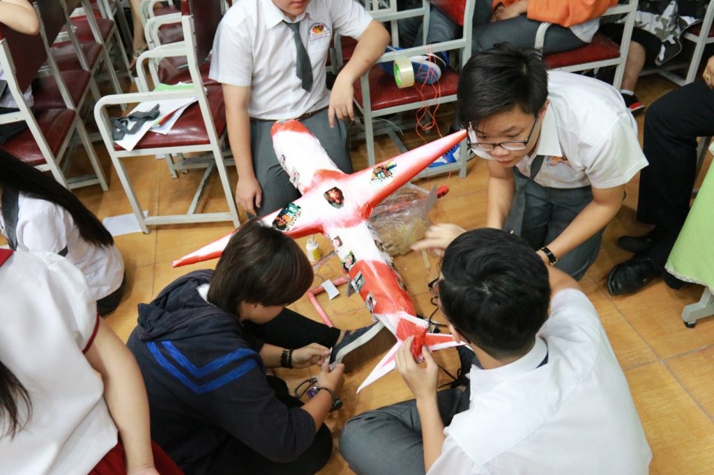 thpt-quoc-te-tis-1