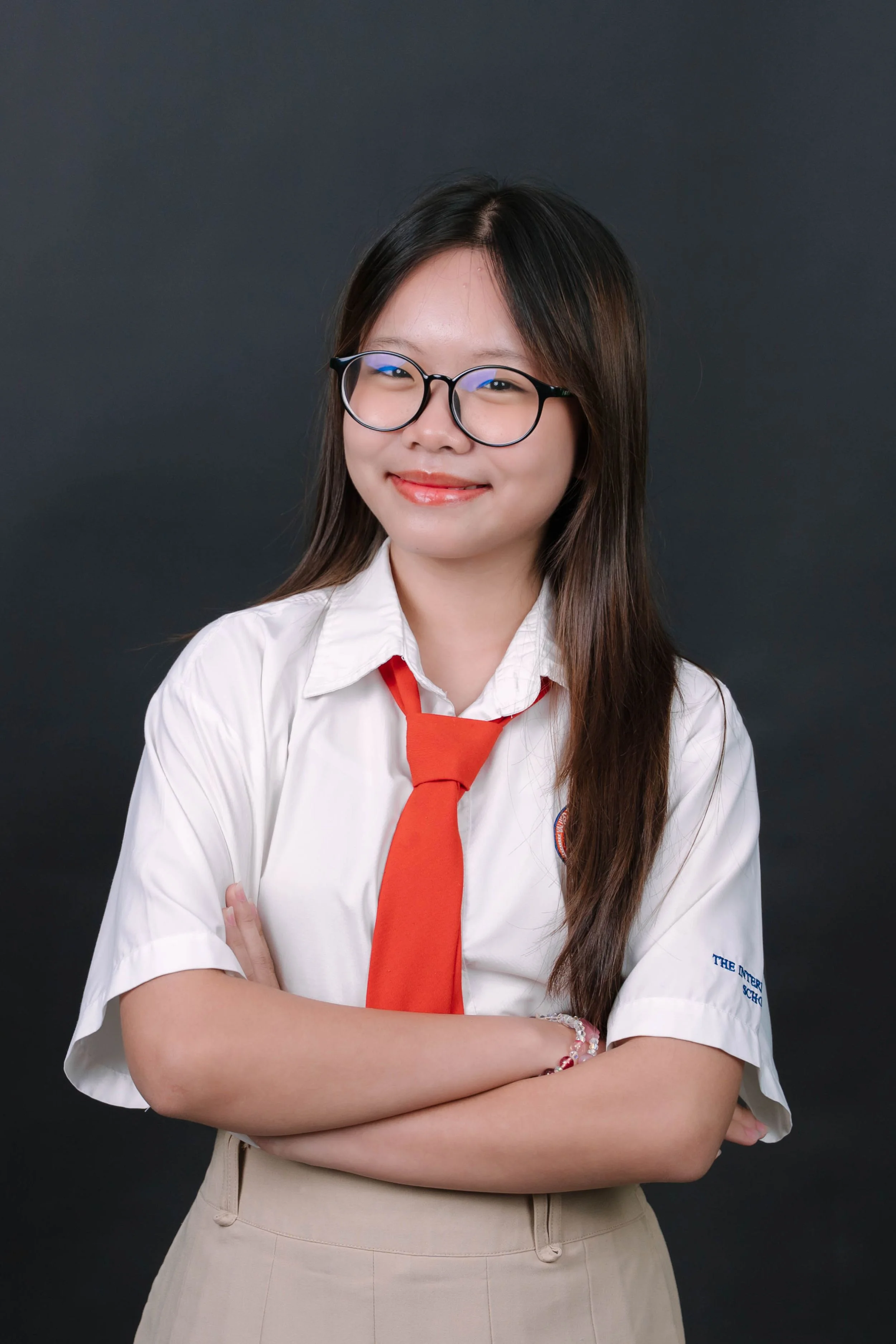 TIFFANY NGUYỄN HOÀNG THIÊN PHÚC