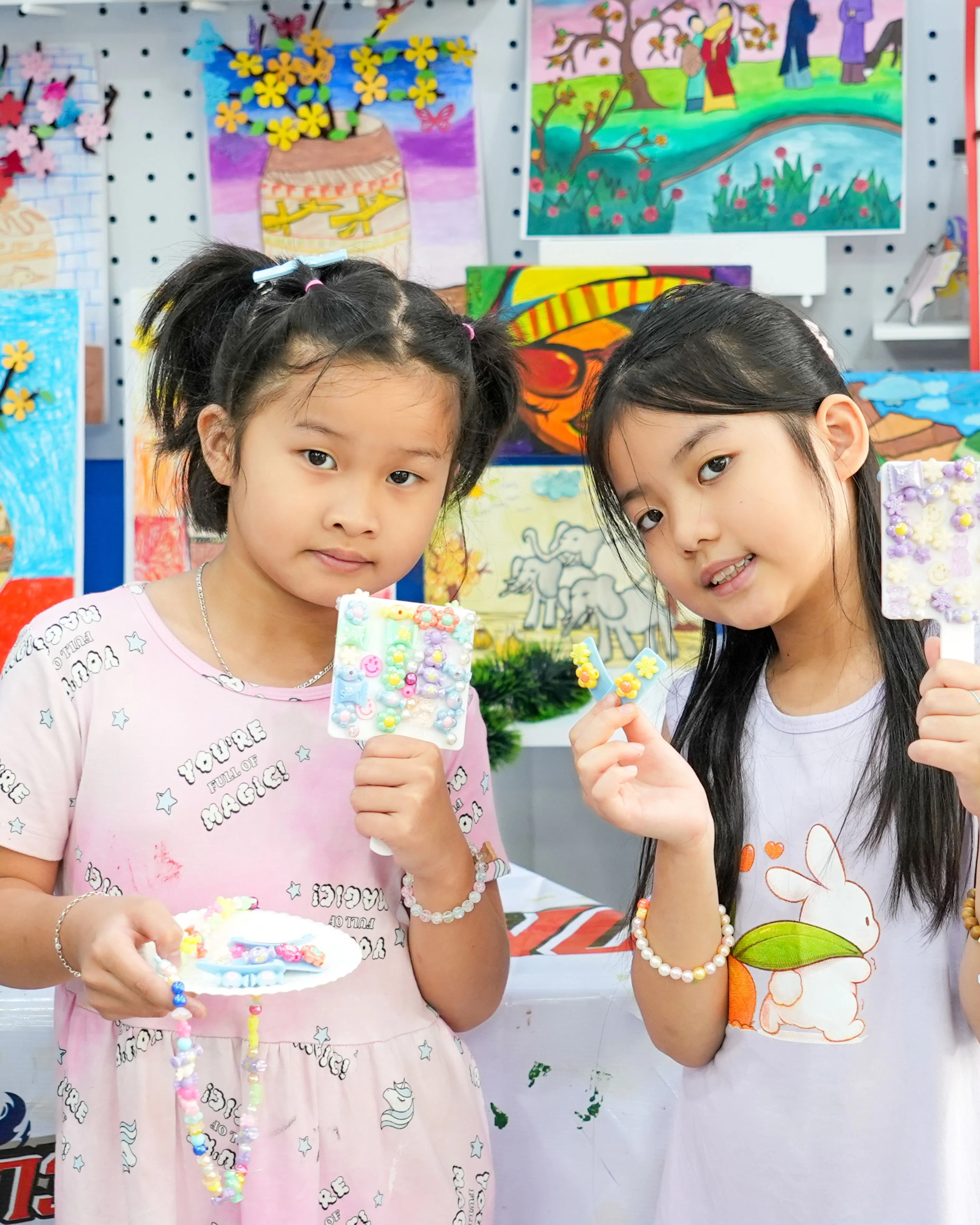 Xưởng Mỹ thuật sắc màu