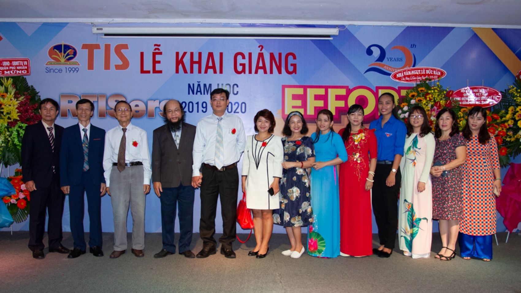 lễ khai giảng